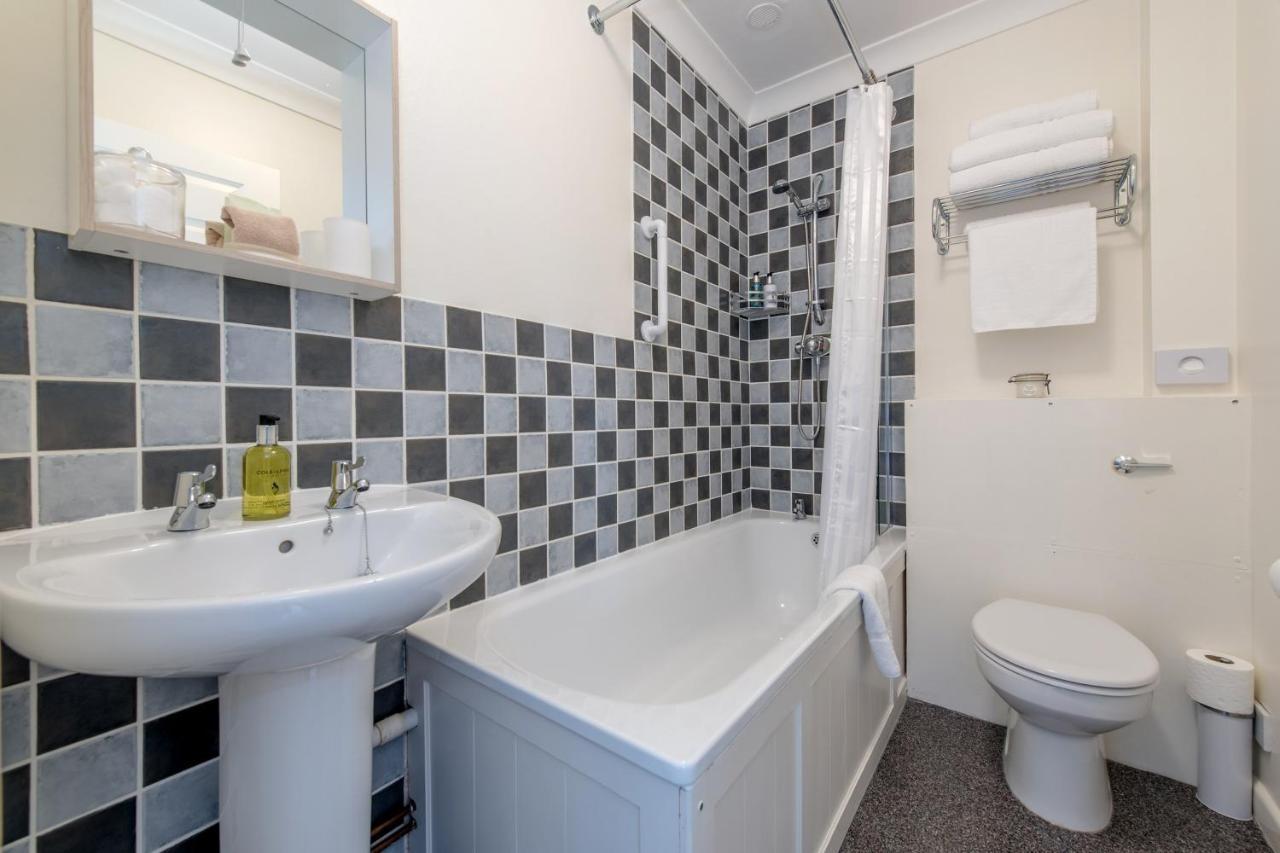 Exmoor House Bed & Breakfast Wheddon Cross Екстериор снимка
